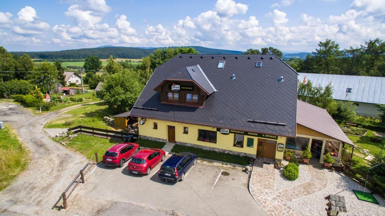 Penzion U Zpevaku Nove Hutě Bagian luar foto